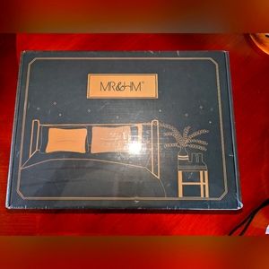 Mr&HM California king sheets sets 4 PCs